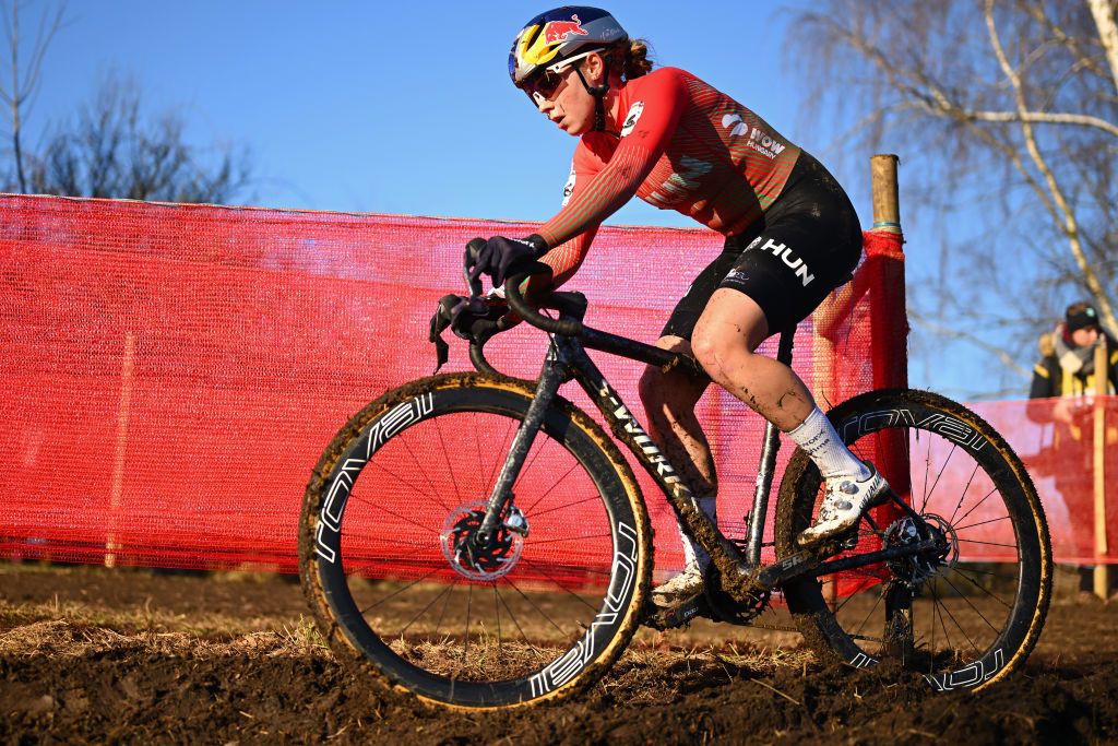LIEVIN FRANCE FEBRUARY 01 Blanka Vas of Hungary competes during the 76th UCI CycloCross World Championships 2025 Womens Elite on February 01 2025 in Lievin France Photo by Luc ClaessenGetty Images