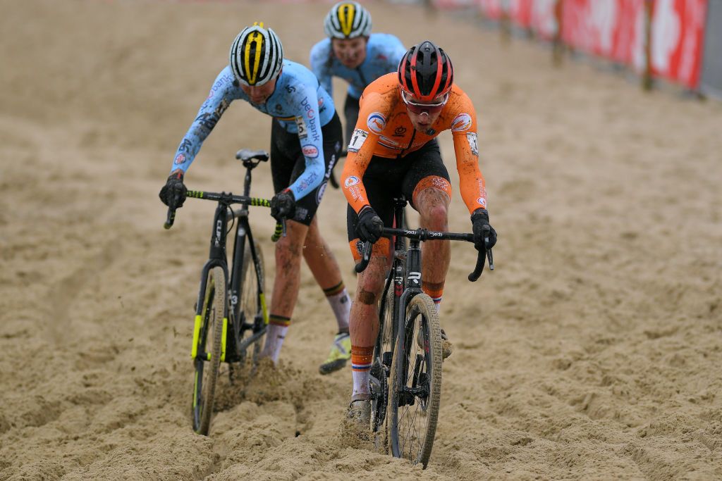 OOSTENDE BELGIUM JANUARY 30 Emiel Verstrynge of Belgium and Ryan Kamp of The Netherlands during the 72nd UCI CycloCross World Championships Oostende 2021 Men U23 UCICX CXWorldCup Ostend2021 CX on January 30 2021 in Oostende Belgium Photo by Luc ClaessenGetty Images