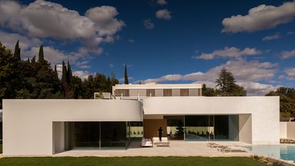 Madrid Villa 18, a white minimalist modern home