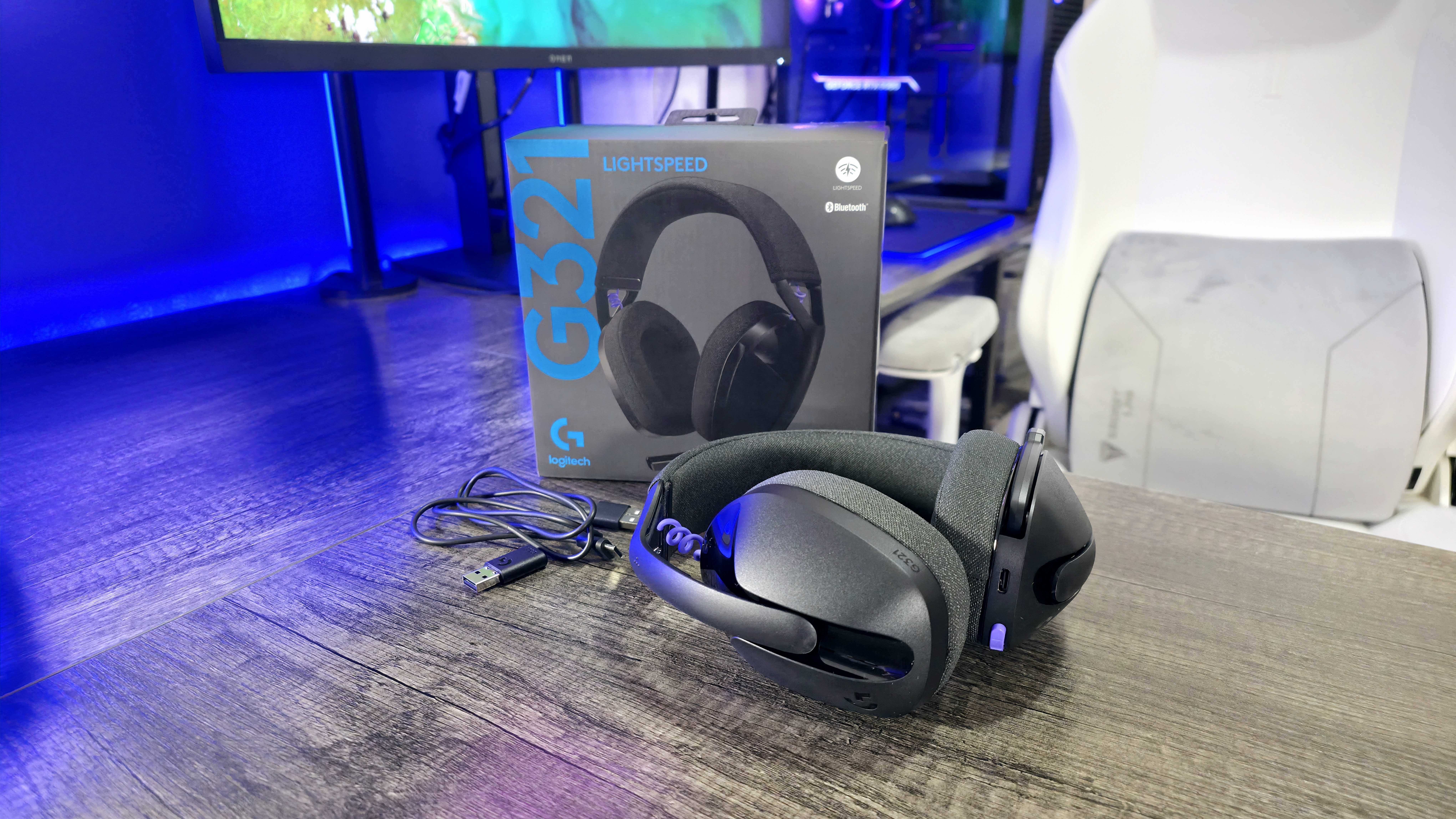 Image of the Logitech G321 LIGHTSPEED wireless gaming headset.