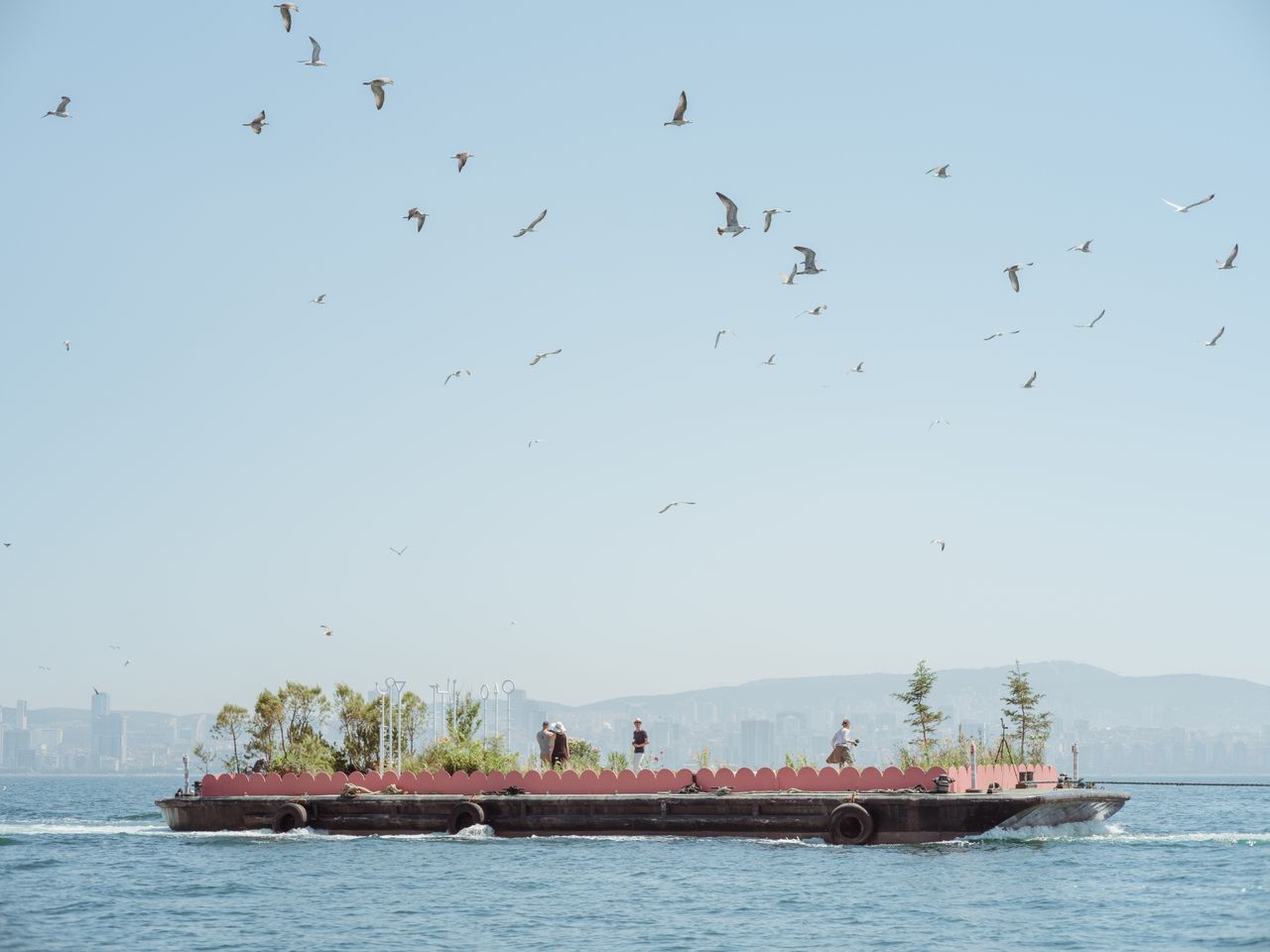 Studio Ossidiana&#039;s floating garden