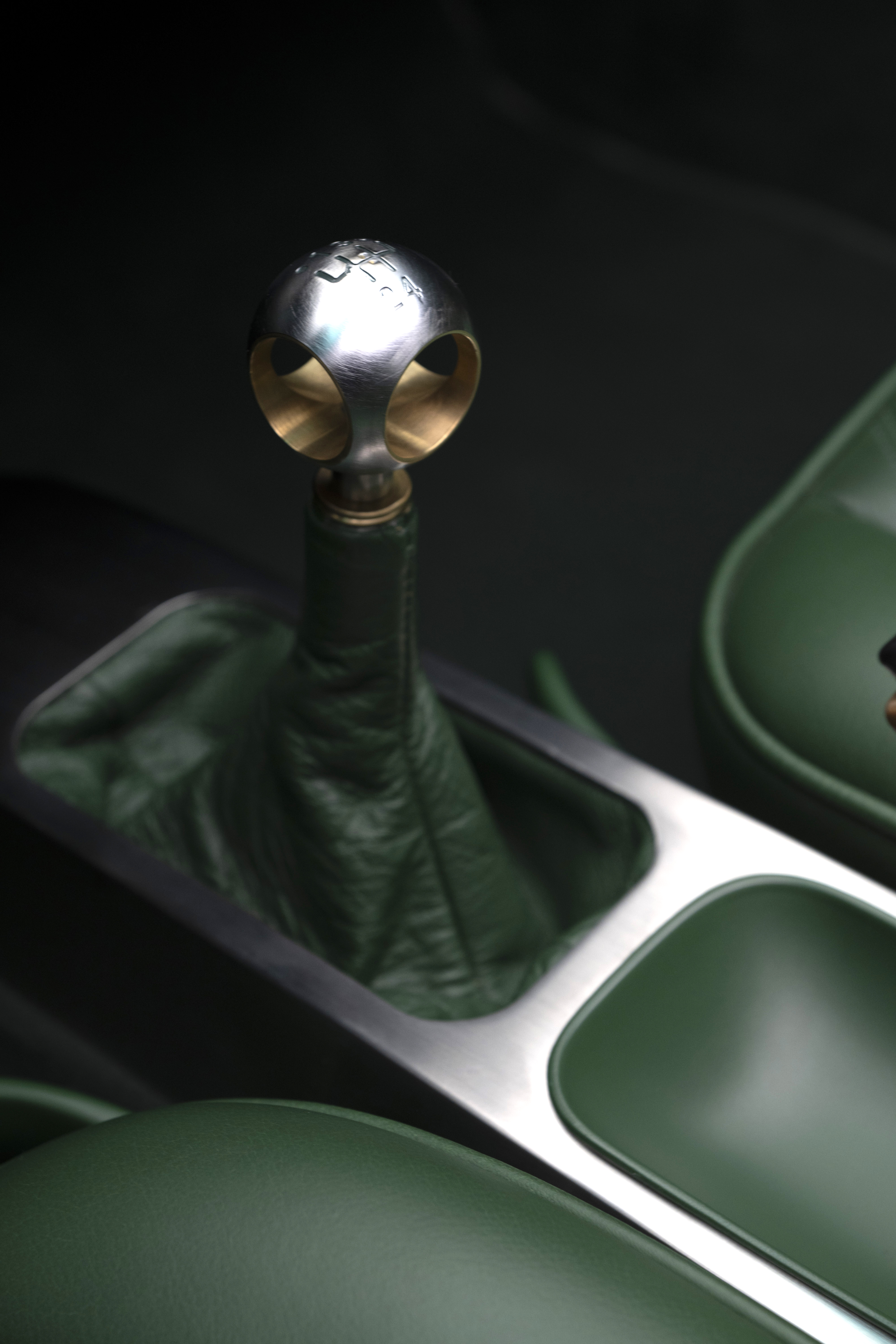 Green Porsche targa designed by david/nicolas