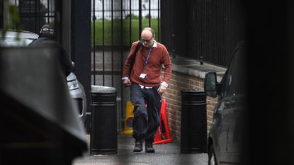 Dominic Cummings arrives at Downing Street