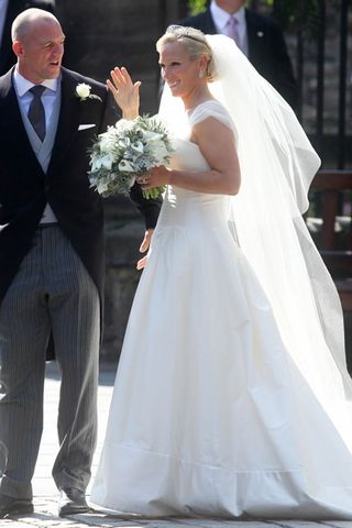 Zara Phillips Wedding Dress