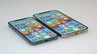 iPhone 12 Pro et iPhone 12 Pro Max avec écran actif
