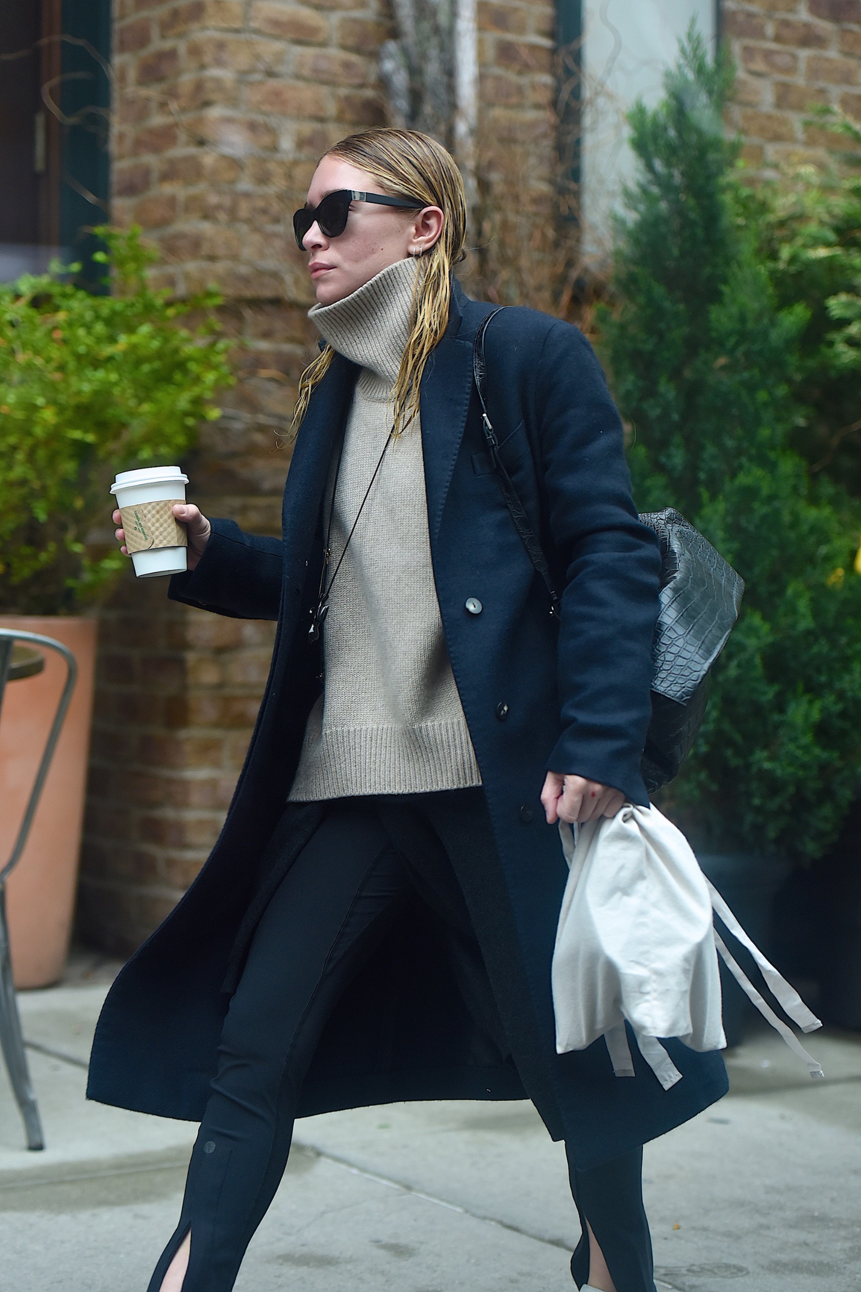 the olsen twins street style images