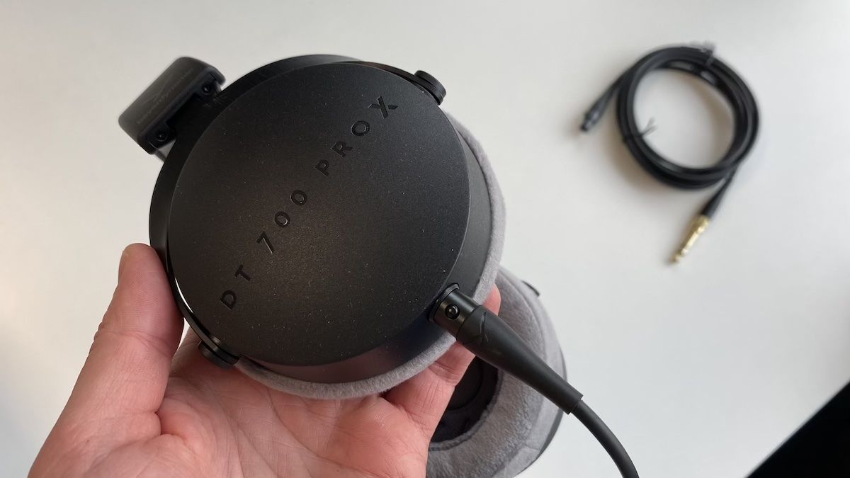 Beyerdynamic DT 700 PRO X with a reviewer
