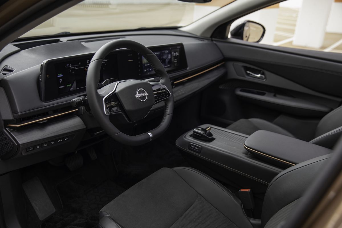 Nissan Ariya 2022 electric SUV &mdash; interior
