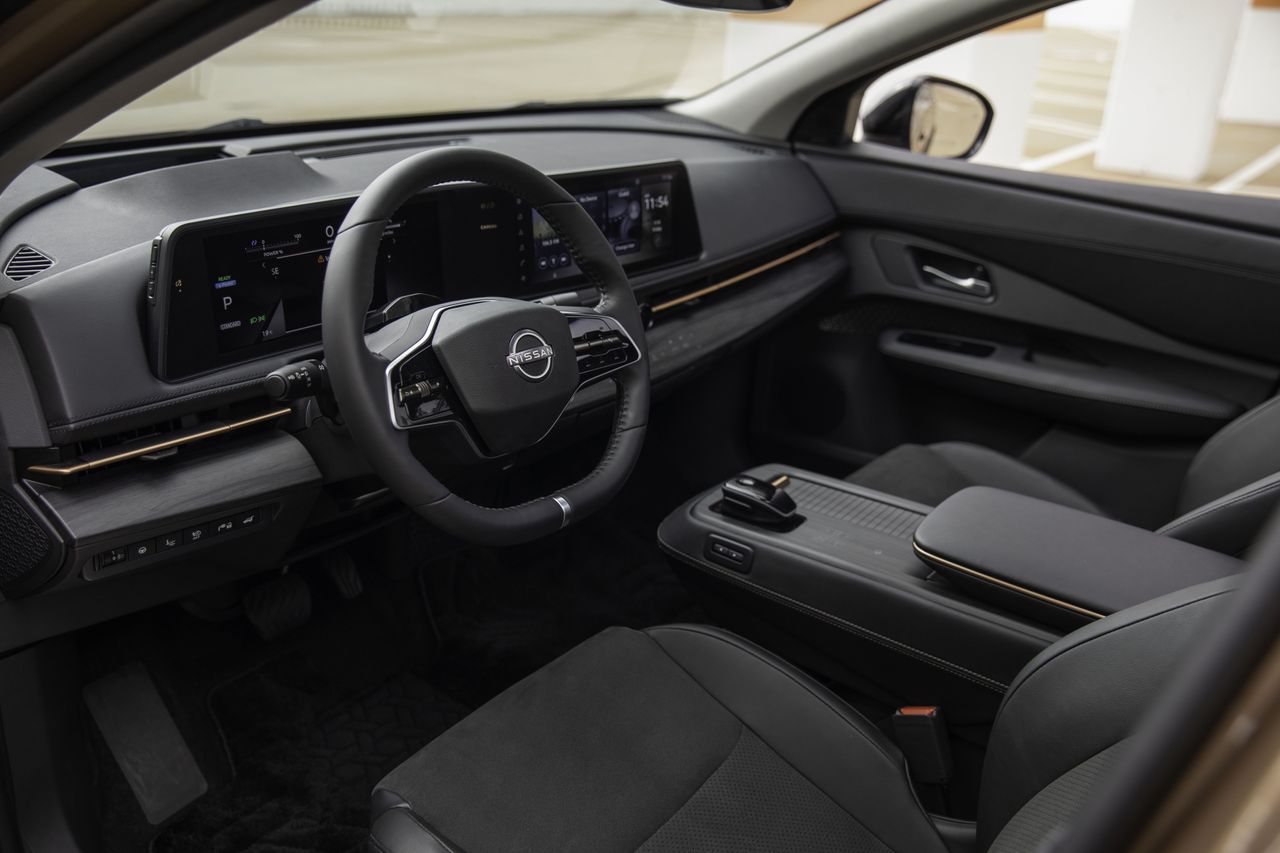 Nissan Ariya 2022 electric SUV &mdash; interior