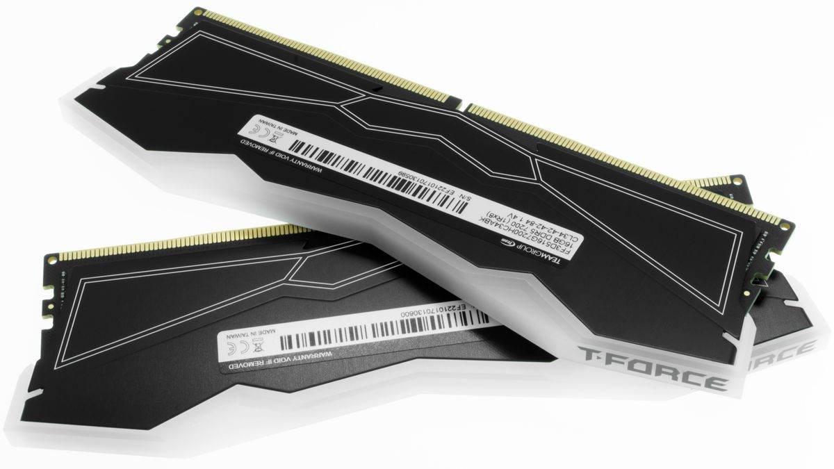 TeamGroup T-Force Delta RGB DDR5-7200 C34