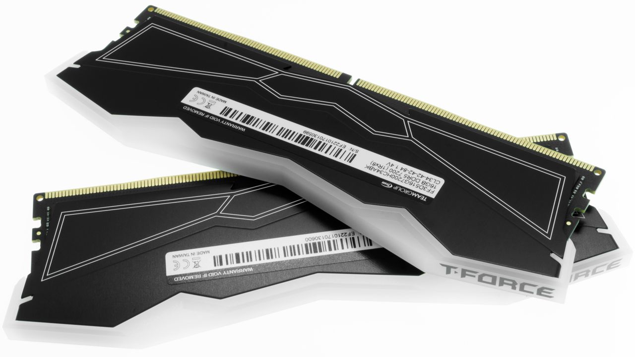 TeamGroup T-Force Delta RGB DDR5-7200 C34