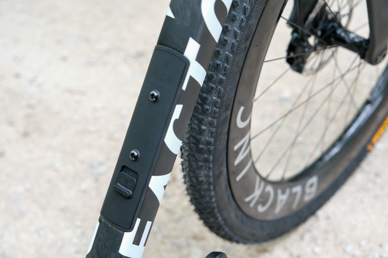 Unnamed Factor prototype gravel bike seen at Unbound Gravel 2026