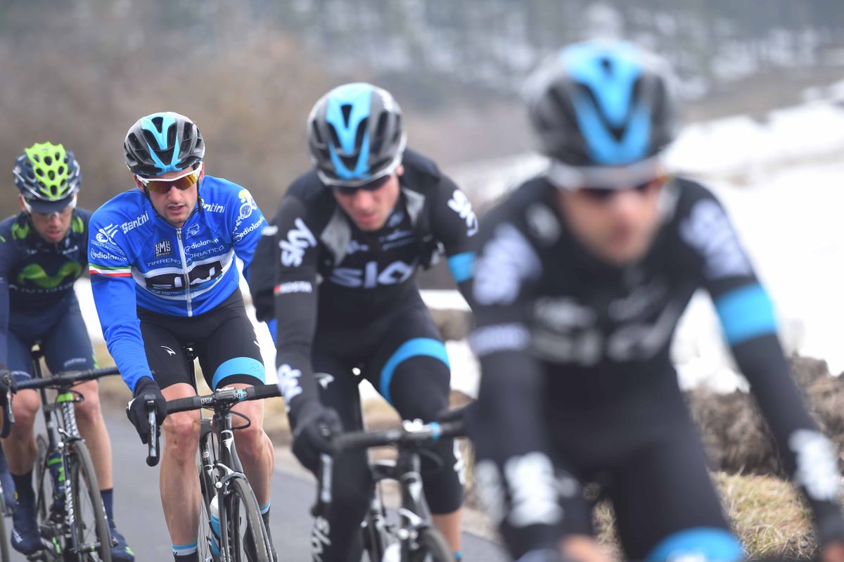 Team Sky protect the leader