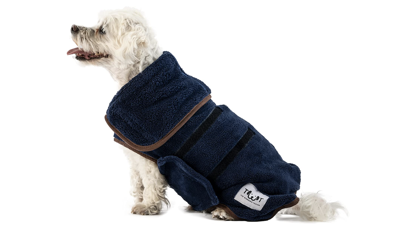 Wagging Tailor drying dog coat