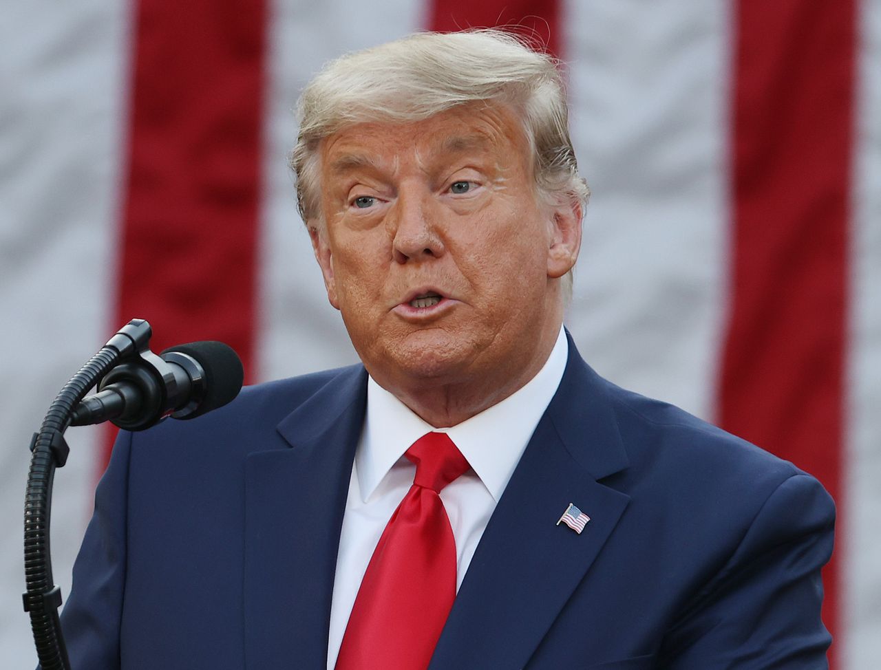 trump speaking in rose garden