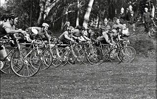 The start line, '70s style, in Golden Gate Park. Five-time national champ Laurence Malone is on the far left.