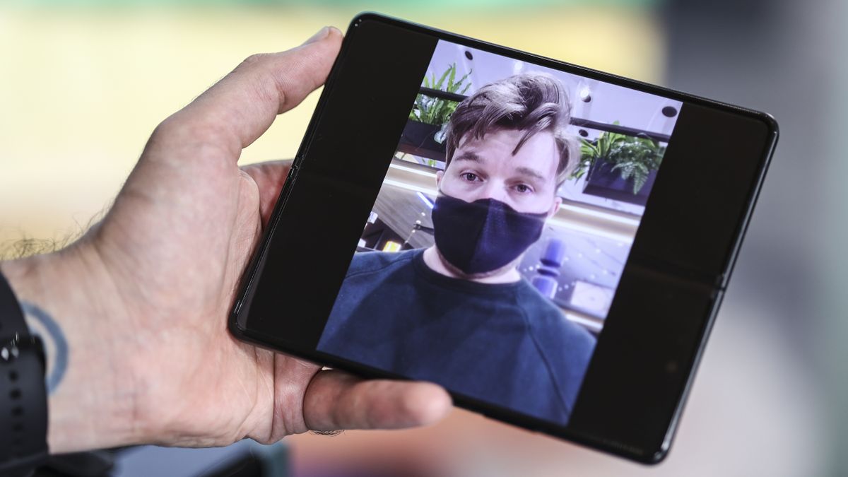 Samsung Galaxy Z Fold 3
