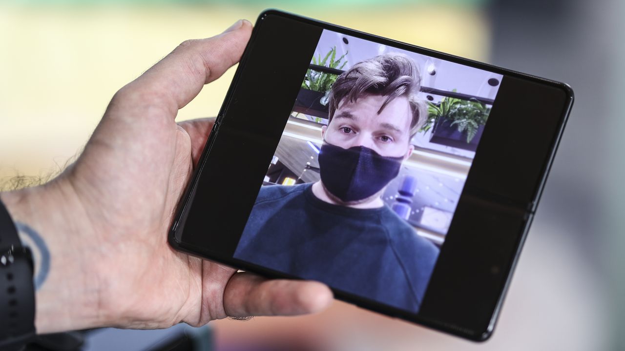 Samsung Galaxy Z Fold 3