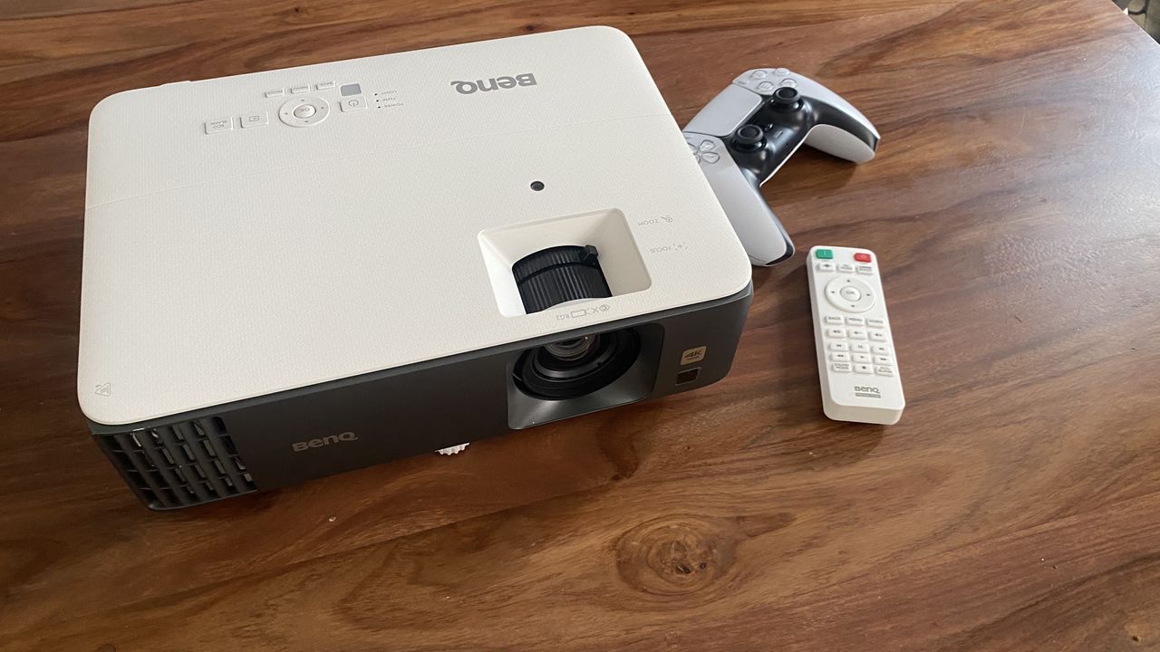 BenQ TK700 4K projector