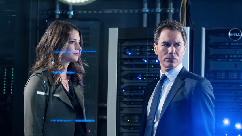 Kimberley Sustad, Eric McCormack in Travelers