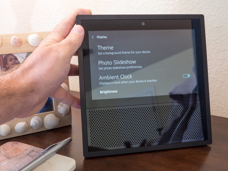 Amazon Echo Show review: Alexa gets fancy | Android Central