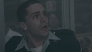 Sam Witwer looking scared in The Mist 