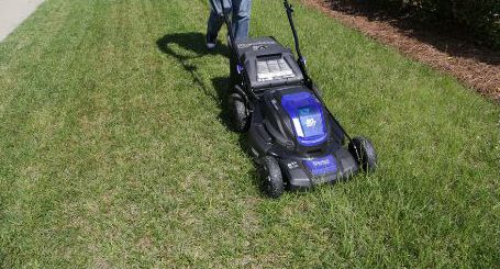 The cut path of this Kobalt mower is 21-inches.