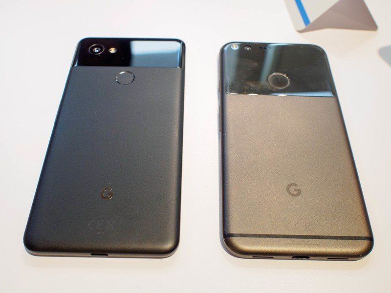 Google Pixel 2 XL and Pixel XL