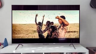 TCL QM6K QD-Mini LED TV