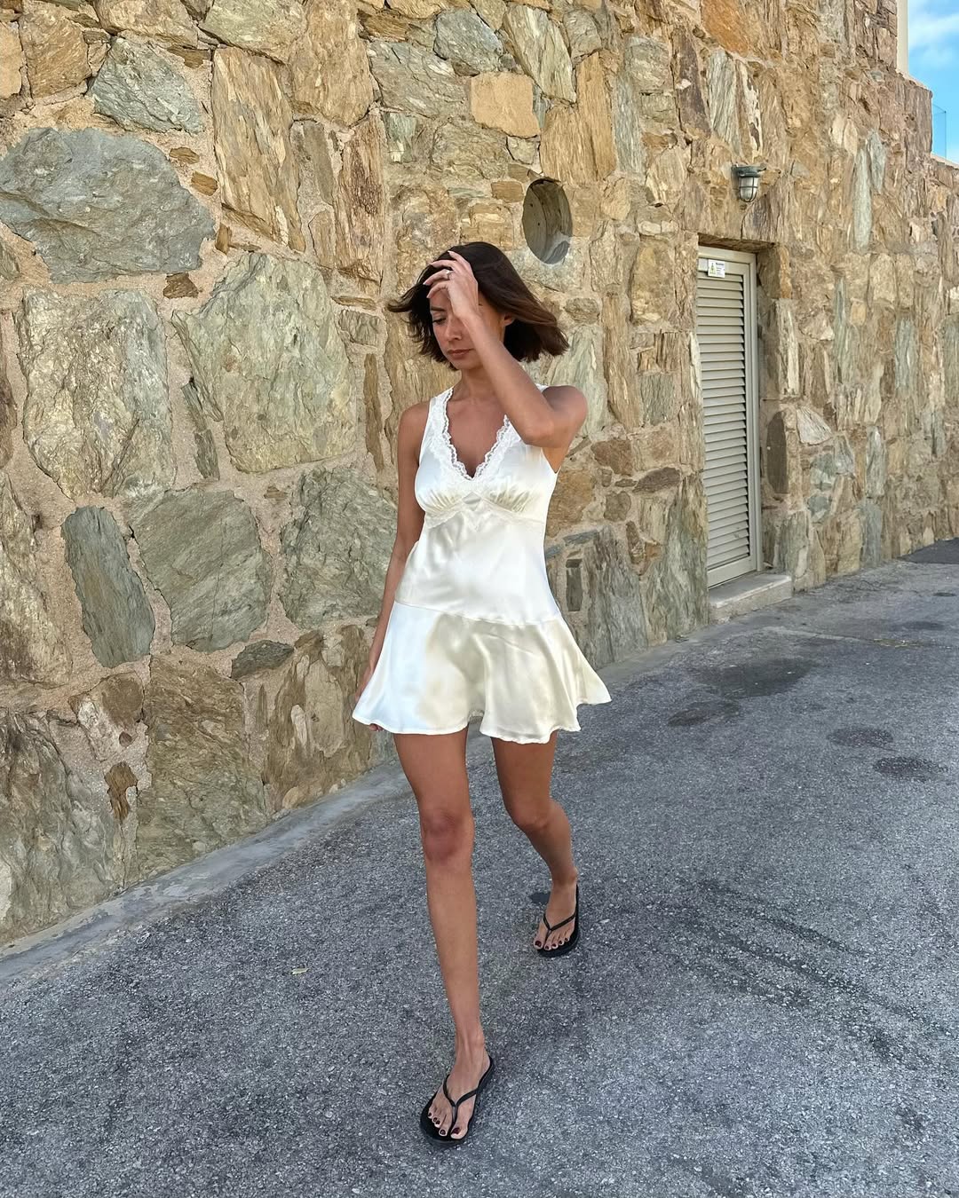 Marianne in silk mini dress
