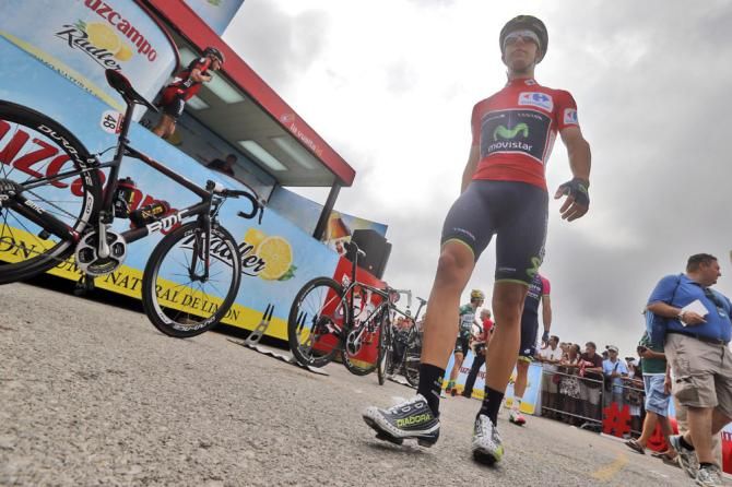 Race leader Jonathan Castroviejo