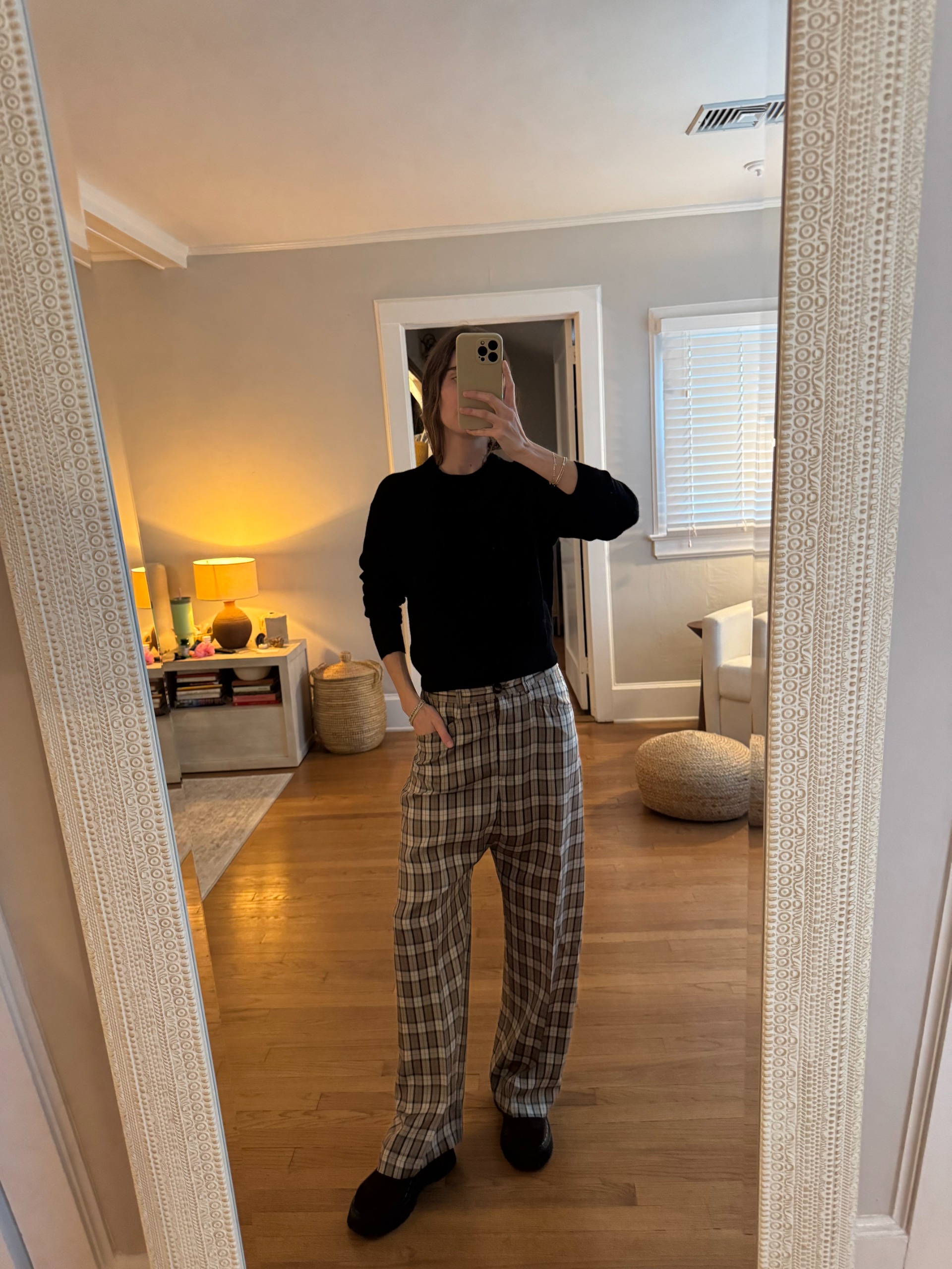 Tessa Faye O'Connell tries on 10 fall basics