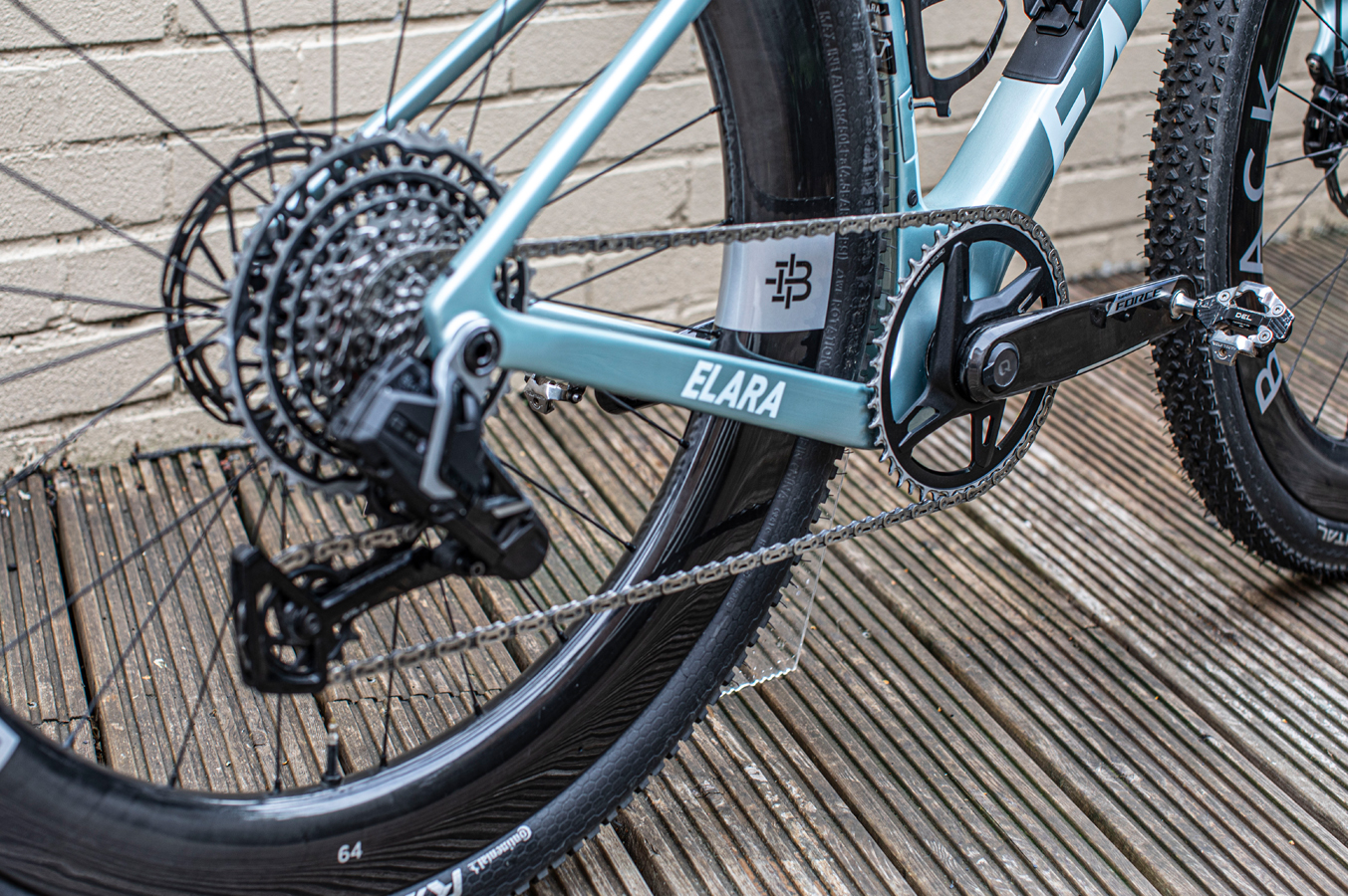 Factor Elara gravel bike