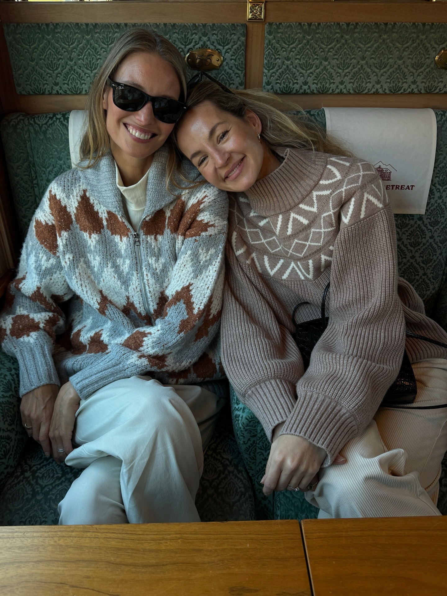 Influencer wearing winter travel outfit.