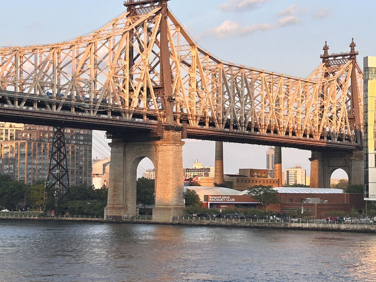 iPhone 13 wide camera shot of Ed Koch Queensboro Bridge (2x)