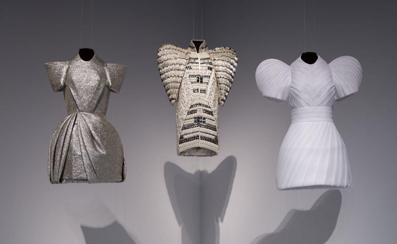 The V&amp;A&#039;s Jameel Prize 3 for the &#039;Istanbul Contrast&#039; couture collection