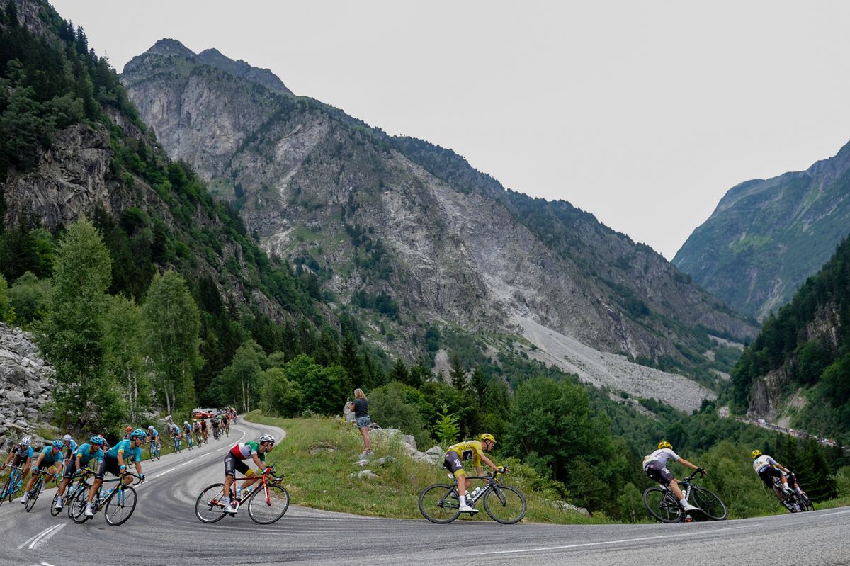 The yellow jersey group descends during stage 17 of the Tour