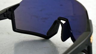 SunGod Airas sunglasses nose piece detail