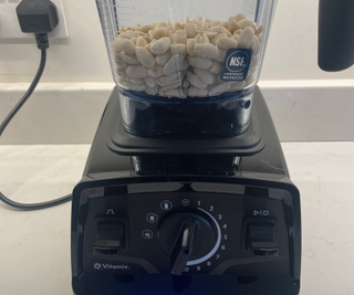 Vitamix Explorian E520 in my test kitchen