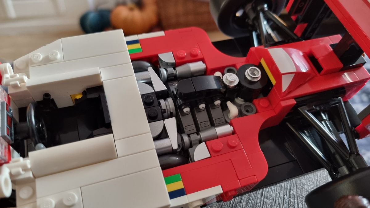 The Lego Icons McLaren MP4/4 &amp; Ayrton Senna kit