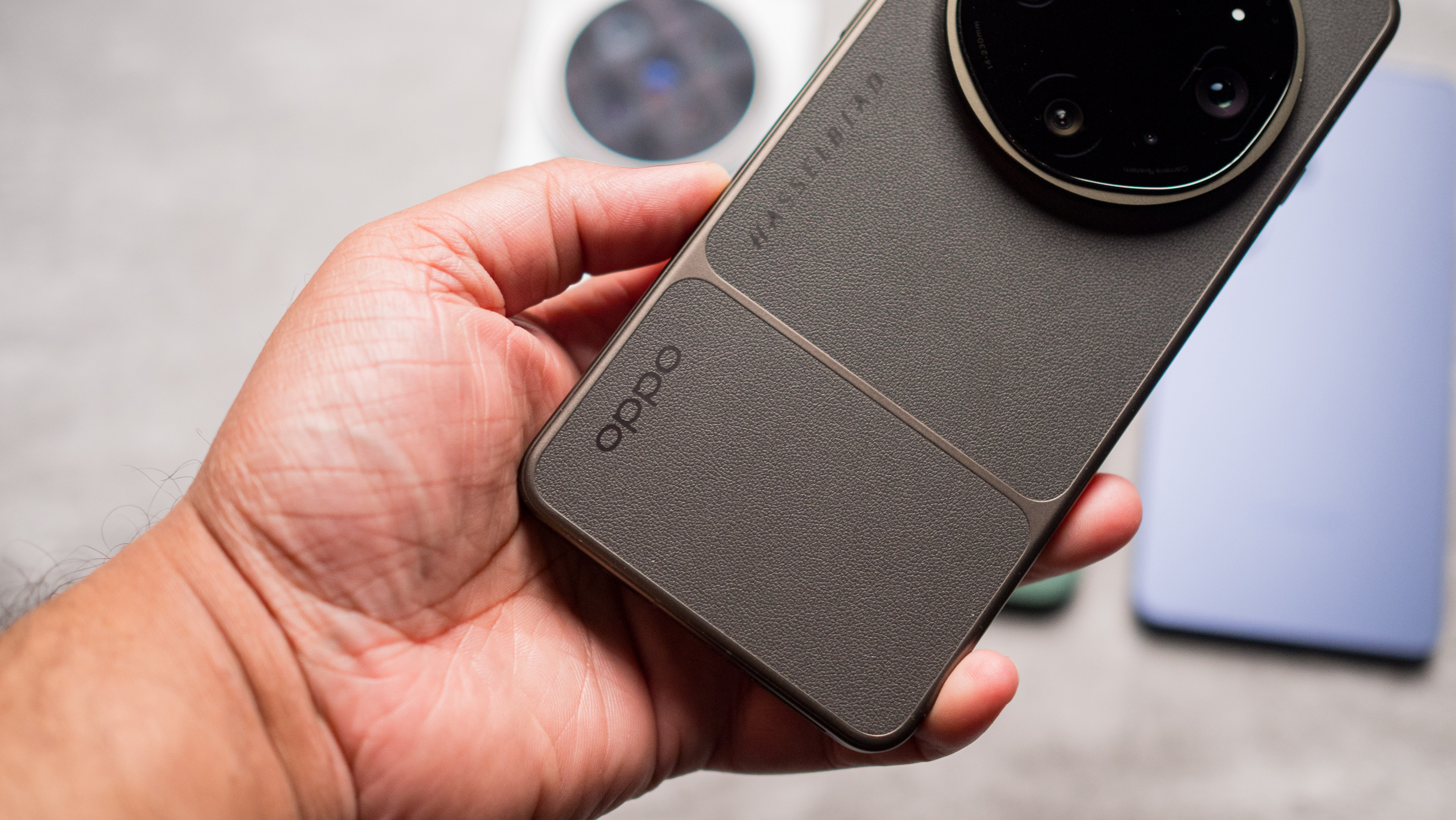 OPPO Find X9 Ultra hands-on testing