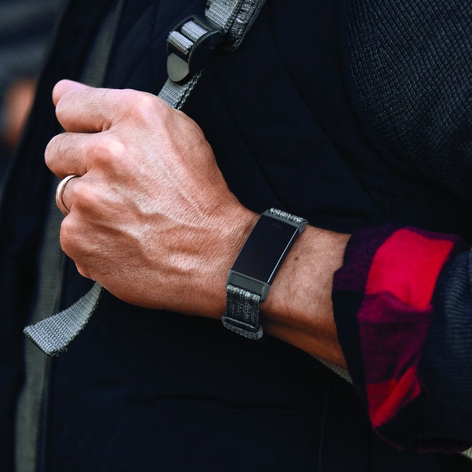 Does using Fitbit software require a subscription? iMore