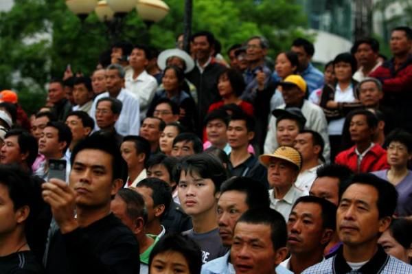 In the town of Qionghai pretty much everyone was out to see the race go by.