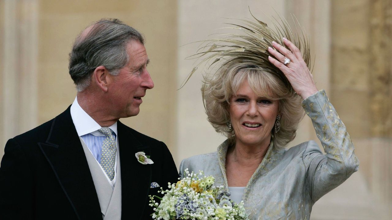 Camilla&#039;s engagement ring