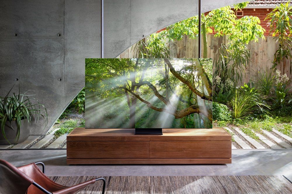 Samsung&#039;s 8K bezel-less TV