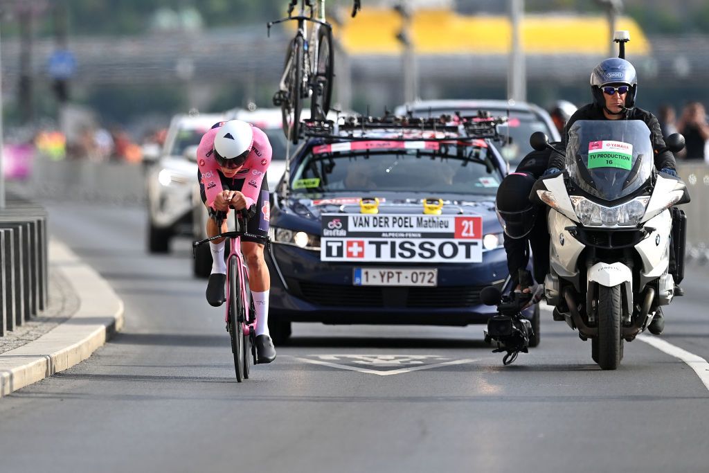 BUDAPEST HUNGARY MAY 07 Mathieu Van Der Poel of Netherlands and Team Alpecin Fenix pink leader jersey sprints during the 105th Giro dItalia 2022 Stage 2 a 92km individual time trial stage from Budapest to Budapest ITT Giro WorldTour on May 07 2022 in Budapest Hungary Photo by Stuart FranklinGetty Images