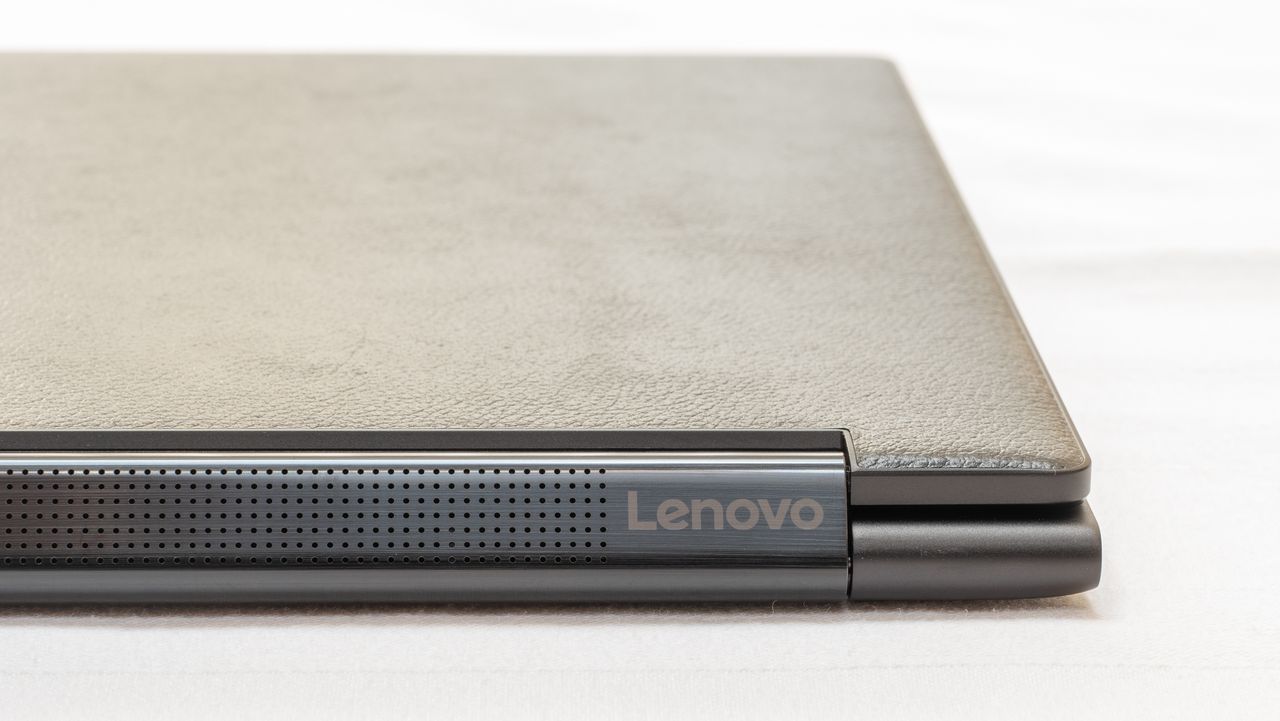 Closeup of the speakers of the Lenovo Yoga 9i 14in (Shadow Black)