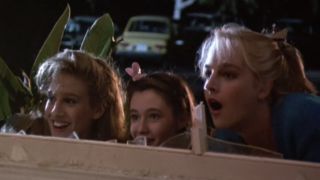 Sarah Jessica Parker, Shannen Doherty, and Helen Hunt in Girls Just Want to Have Fun