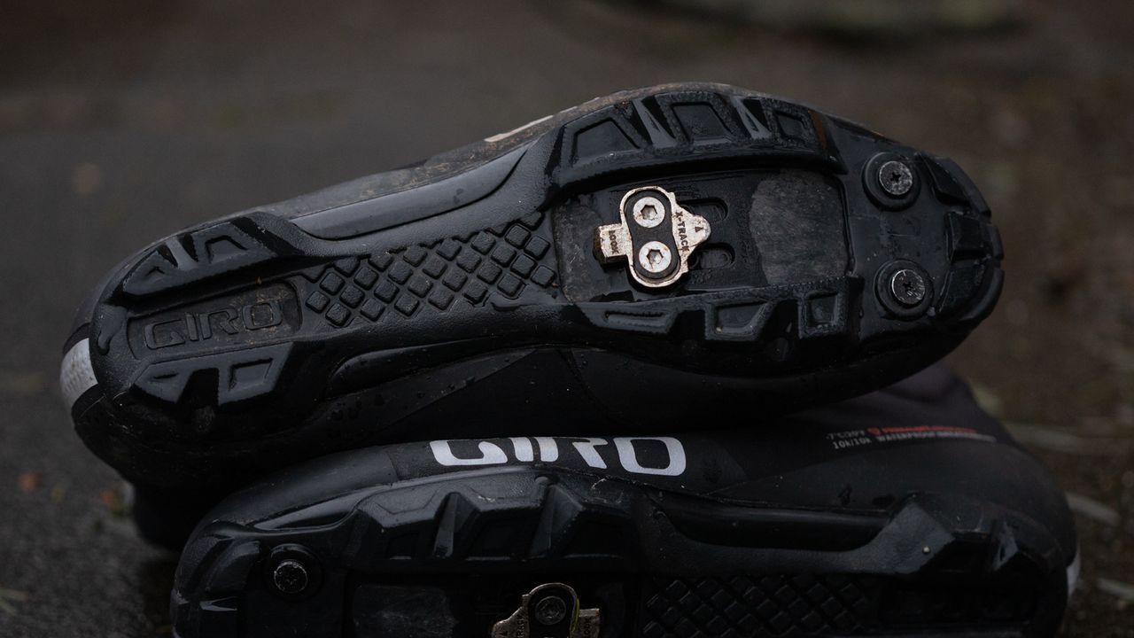 Giro Blaze winter cycling boots outsole detail