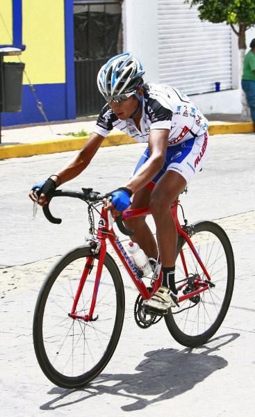 A mexican rider pushes the pace